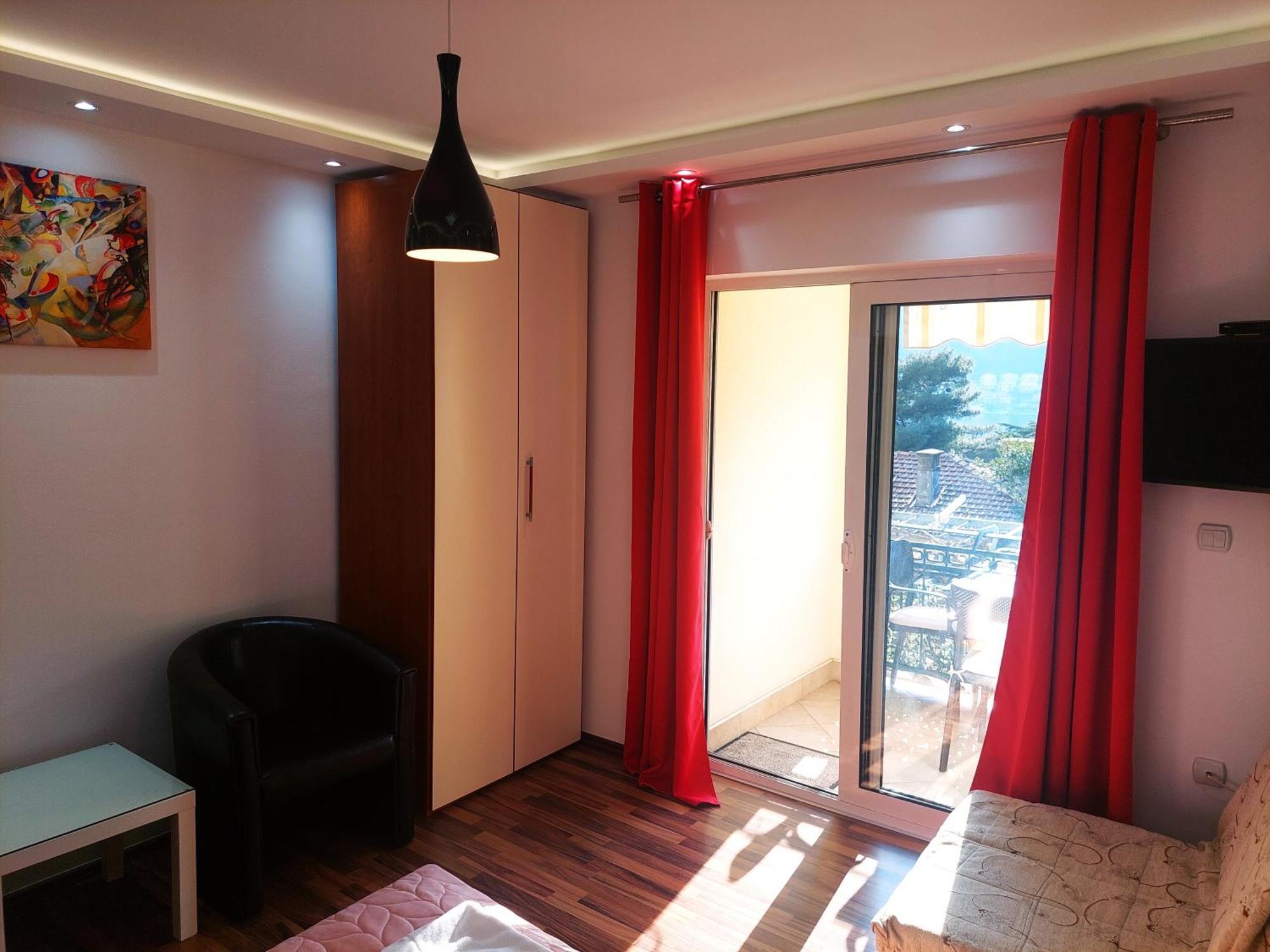 Apartments Nancy Cattaro Esterno foto